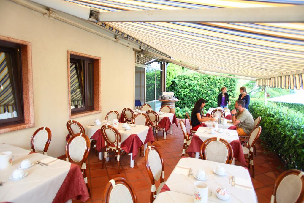 Albergo Ristorante Papa Peschiera del Garda Eksteriør bilde